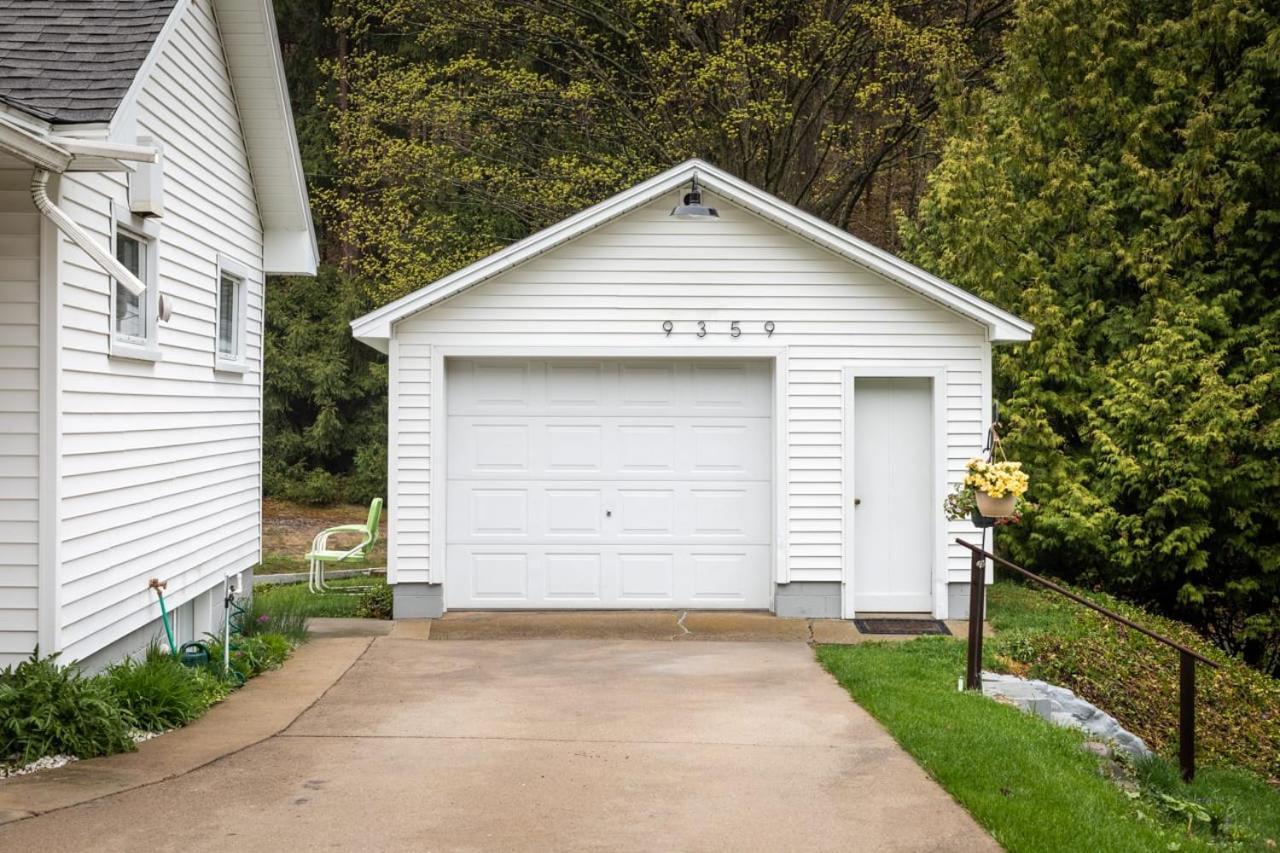 Cedar Creek Cottage Close To Downtown Traverse City Beaches And The Tart Trail Экстерьер фото