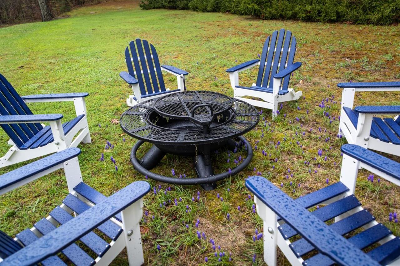 Cedar Creek Cottage Close To Downtown Traverse City Beaches And The Tart Trail Экстерьер фото
